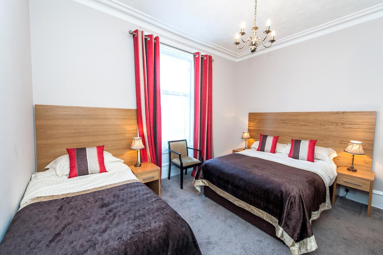 Chambre Familiale avec Salle de Bains