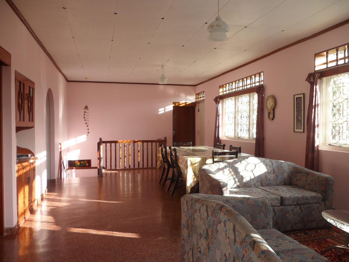 Five-Bedroom Apartment