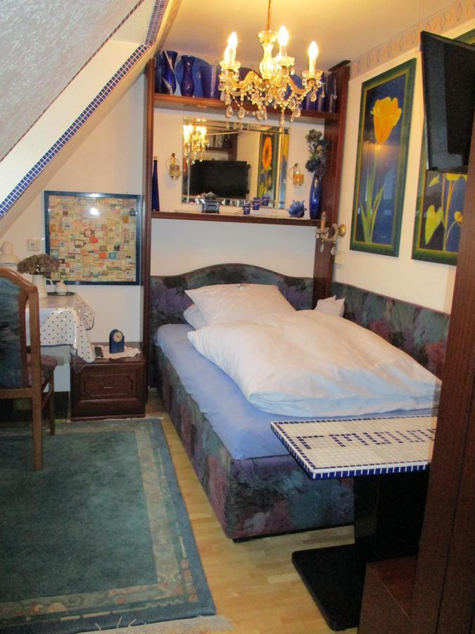 Single Room Bathroom
