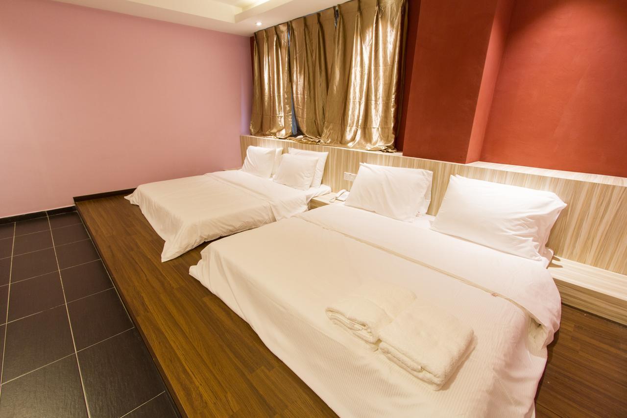 Deluxe Family Suite