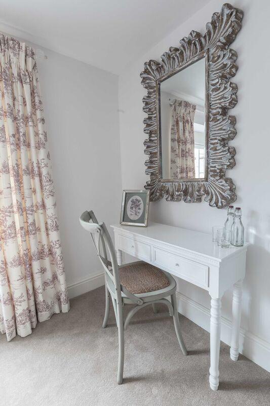 Deluxe King Suite