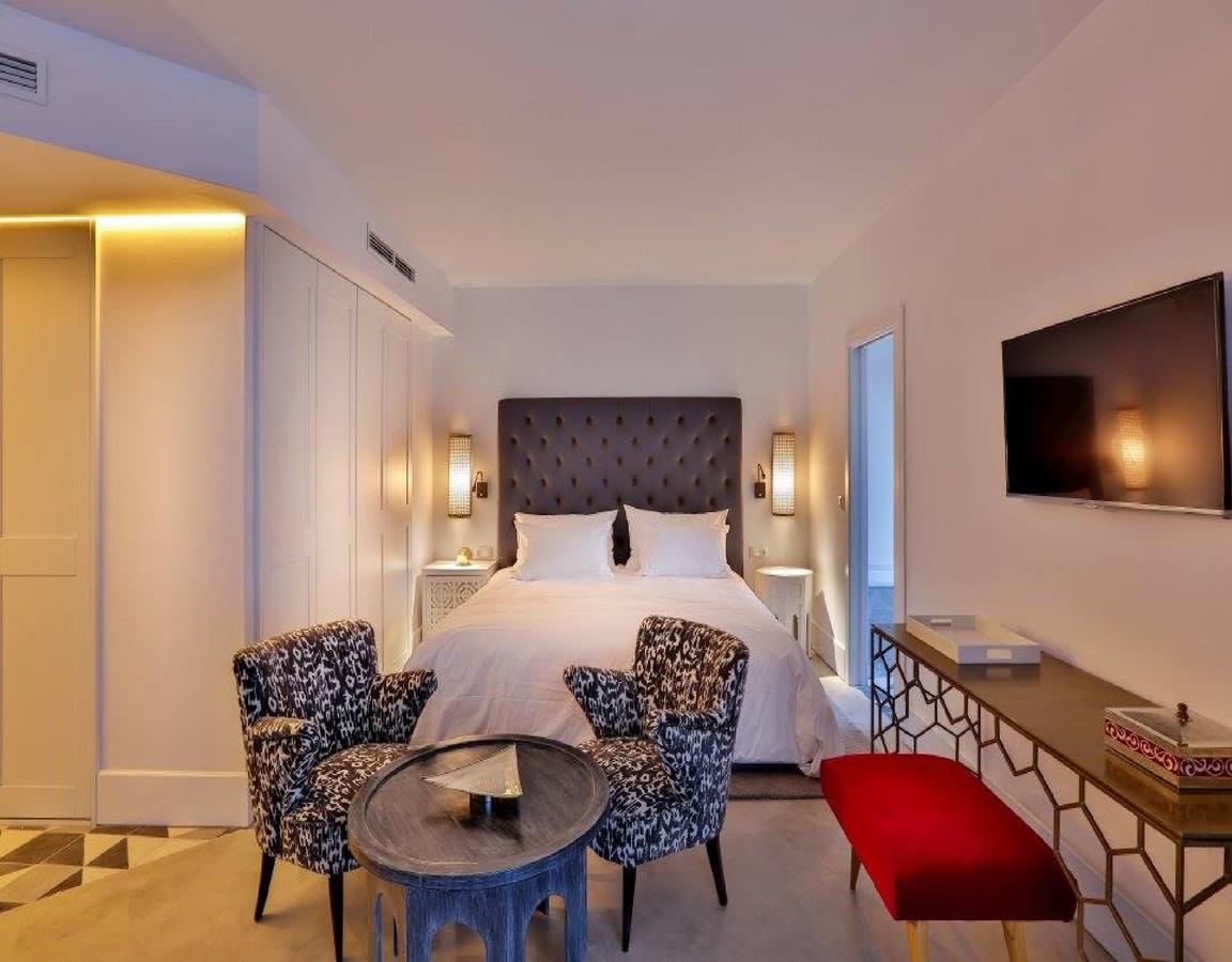 Prestige Suite