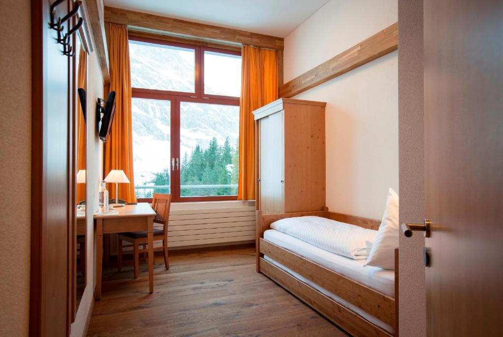 Standard Single Room,65022238:JPEG