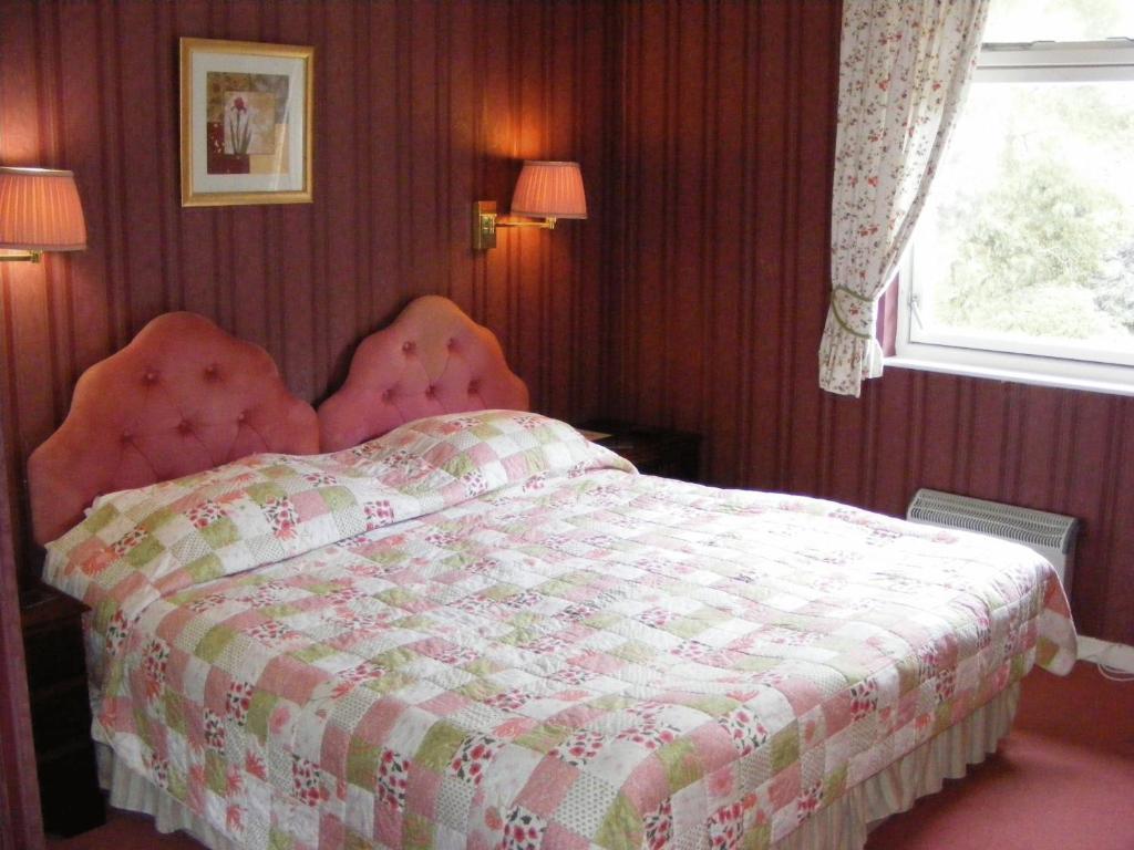 Quarto Familiar (2 Adultos + 2 Crianças)