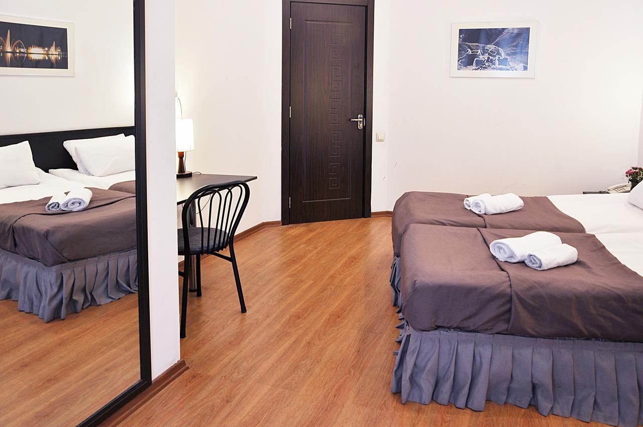 Standard Double or Twin Room City View