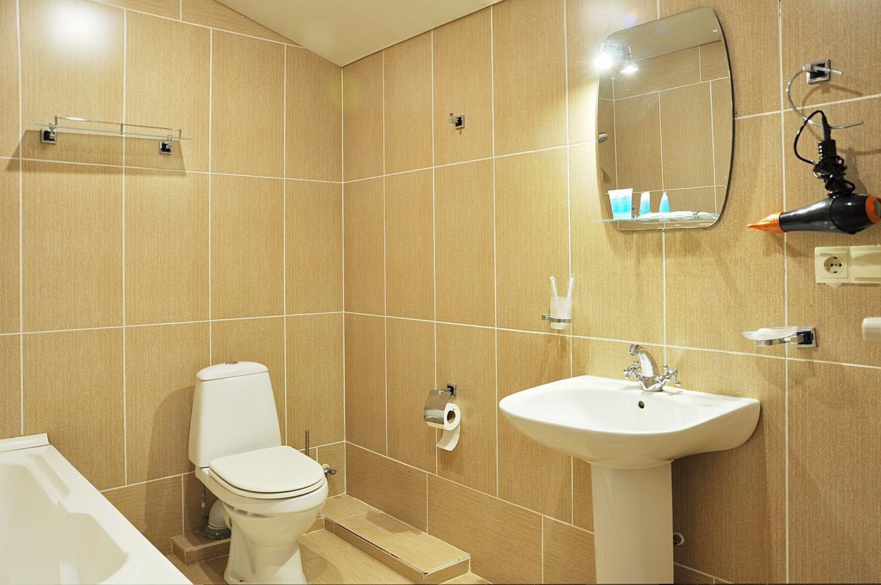 Standard Double or Twin Room City View