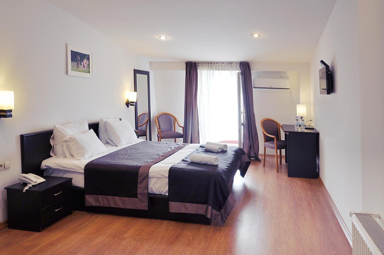 Standard Double or Twin Room City View