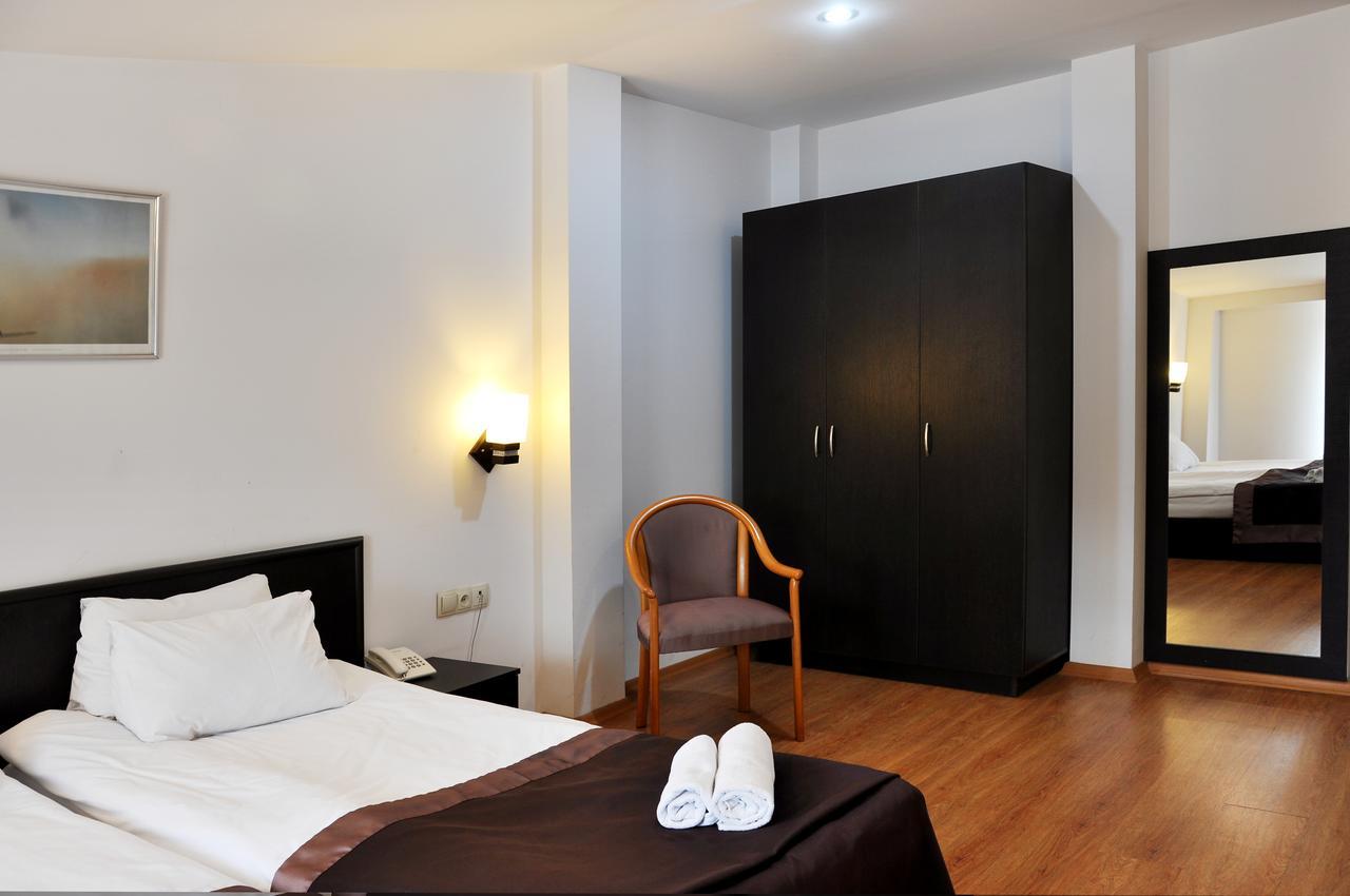Standard Double or Twin Room City View