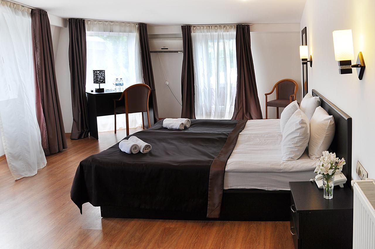 Comfort Double or Twin Room Panoramic City View