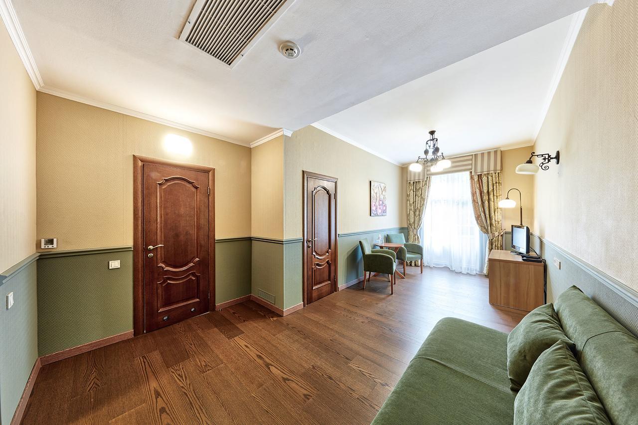 Family Room Balcony