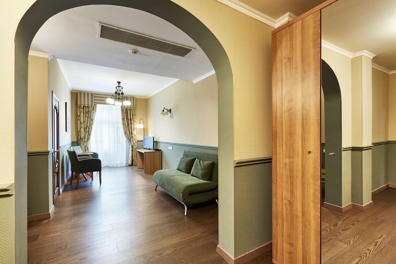 Family Room Balcony