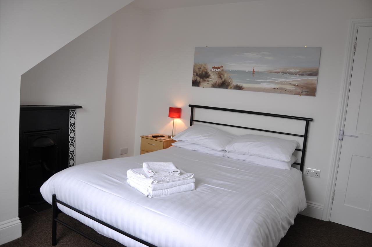 Double Room with Private External Bathroom