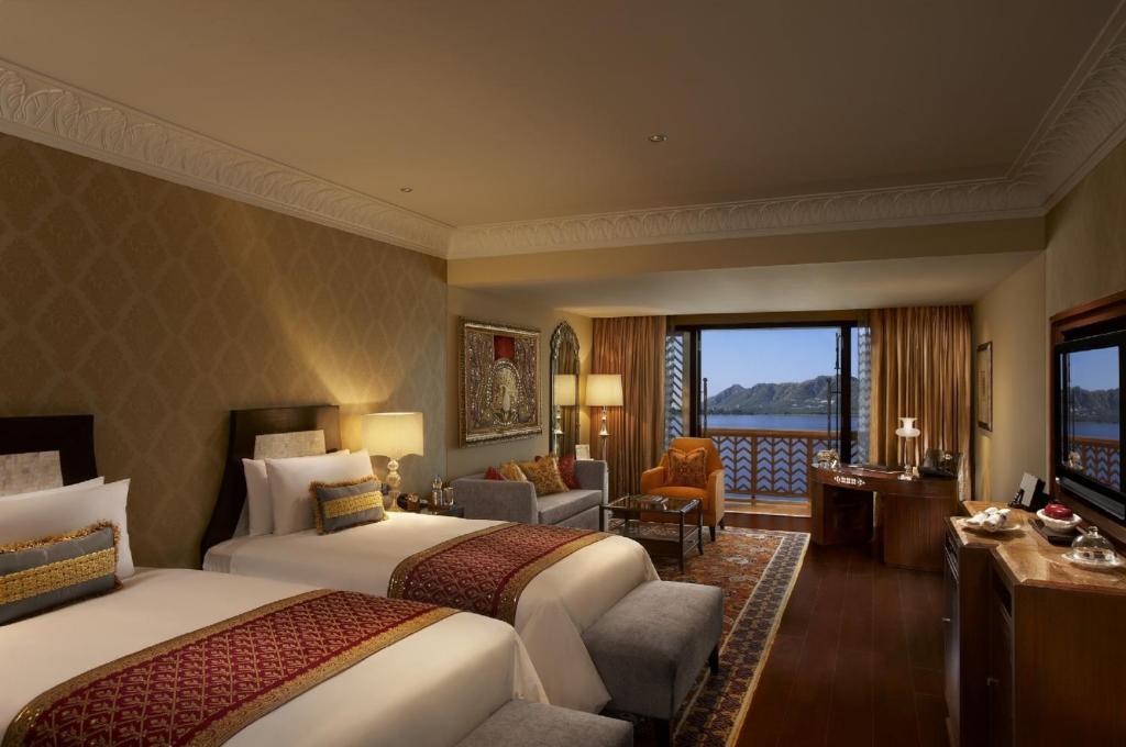 Grand Heritage con Balcone e Vista Lago