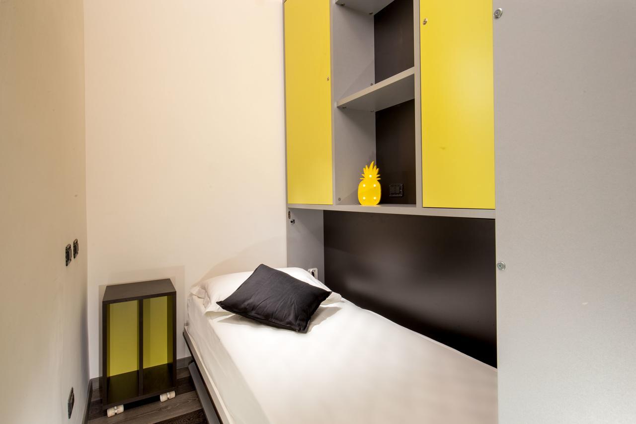Bed 5-Bed Mixed Dormitory Room Private Bathroom