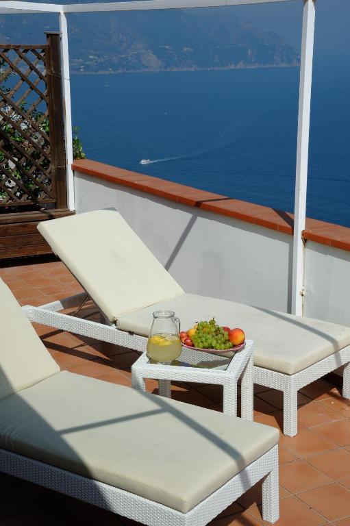 Junior Suite met Terras en Uitzicht op Zee