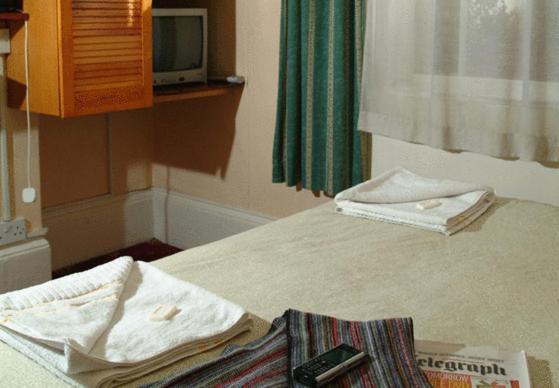 Basic Single Room,15260998:JPEG