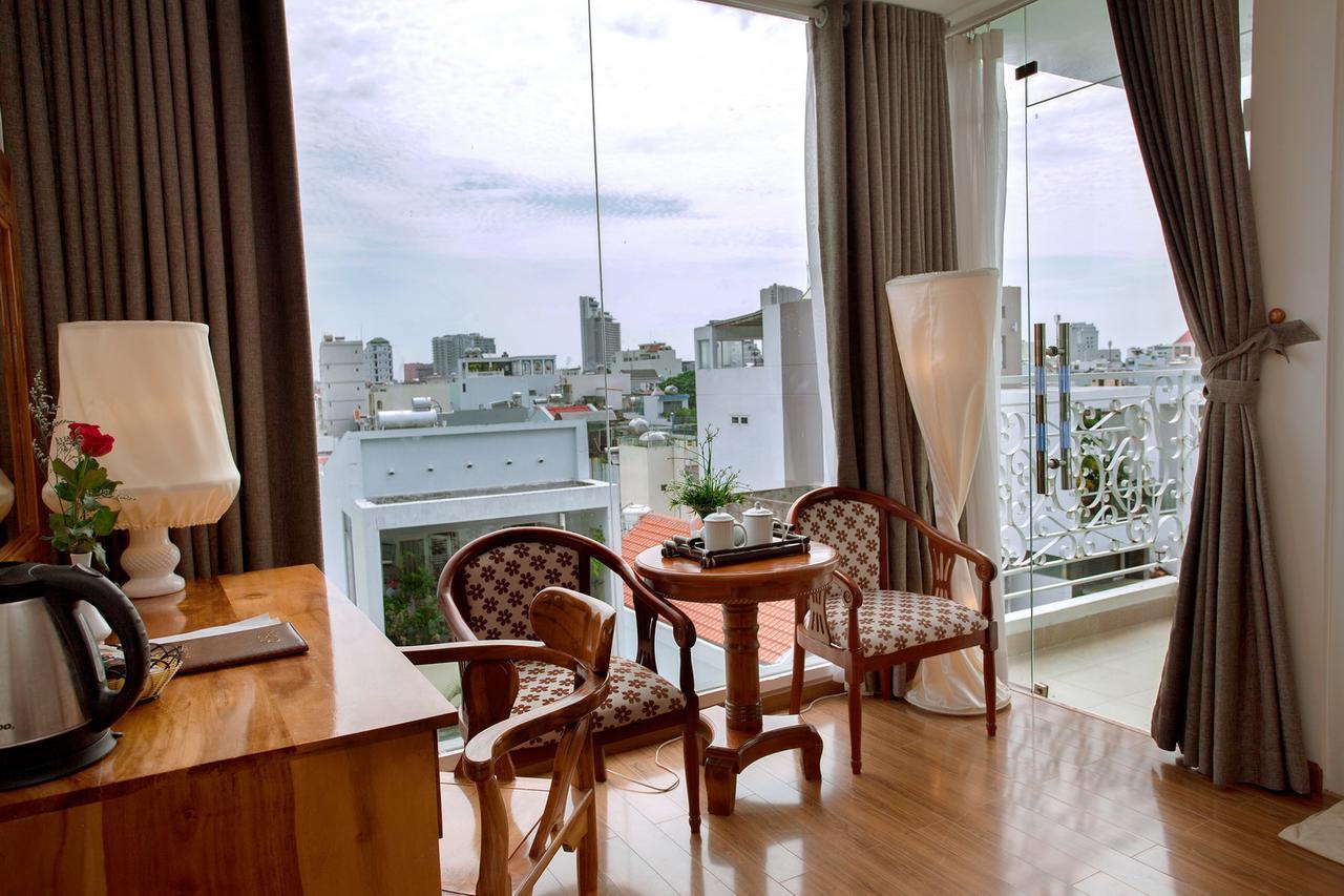 Senior Deluxe Double or Twin Room Balcony
