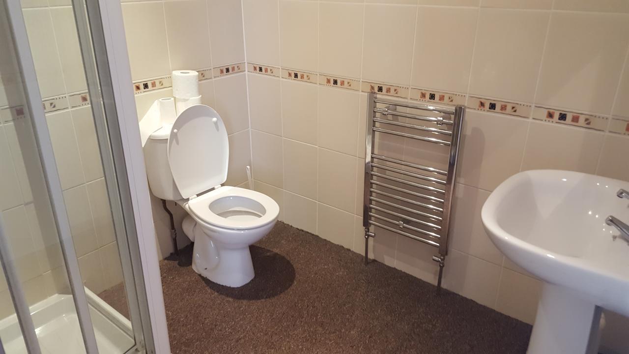 Triple Room Private Bathroom