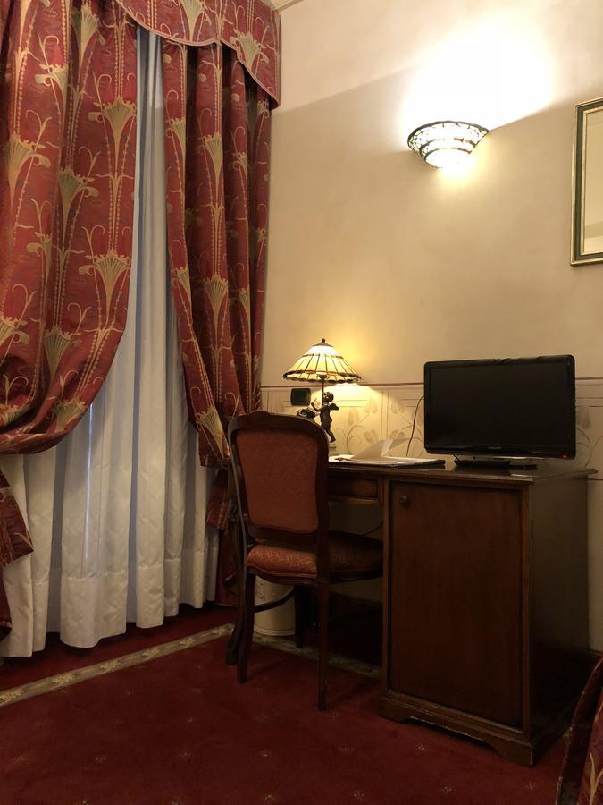 Deluxe Single Room