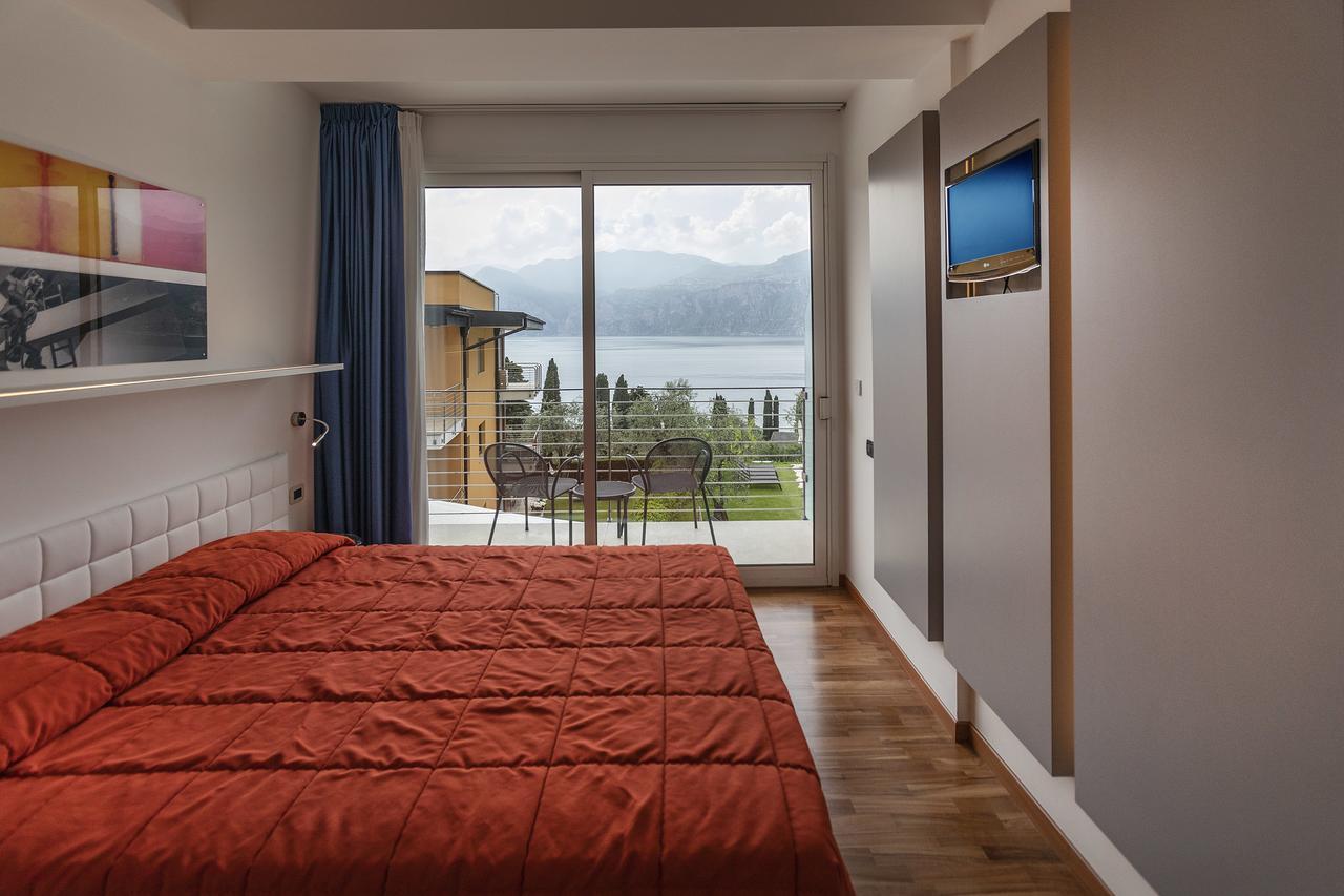 Double Room Lake View