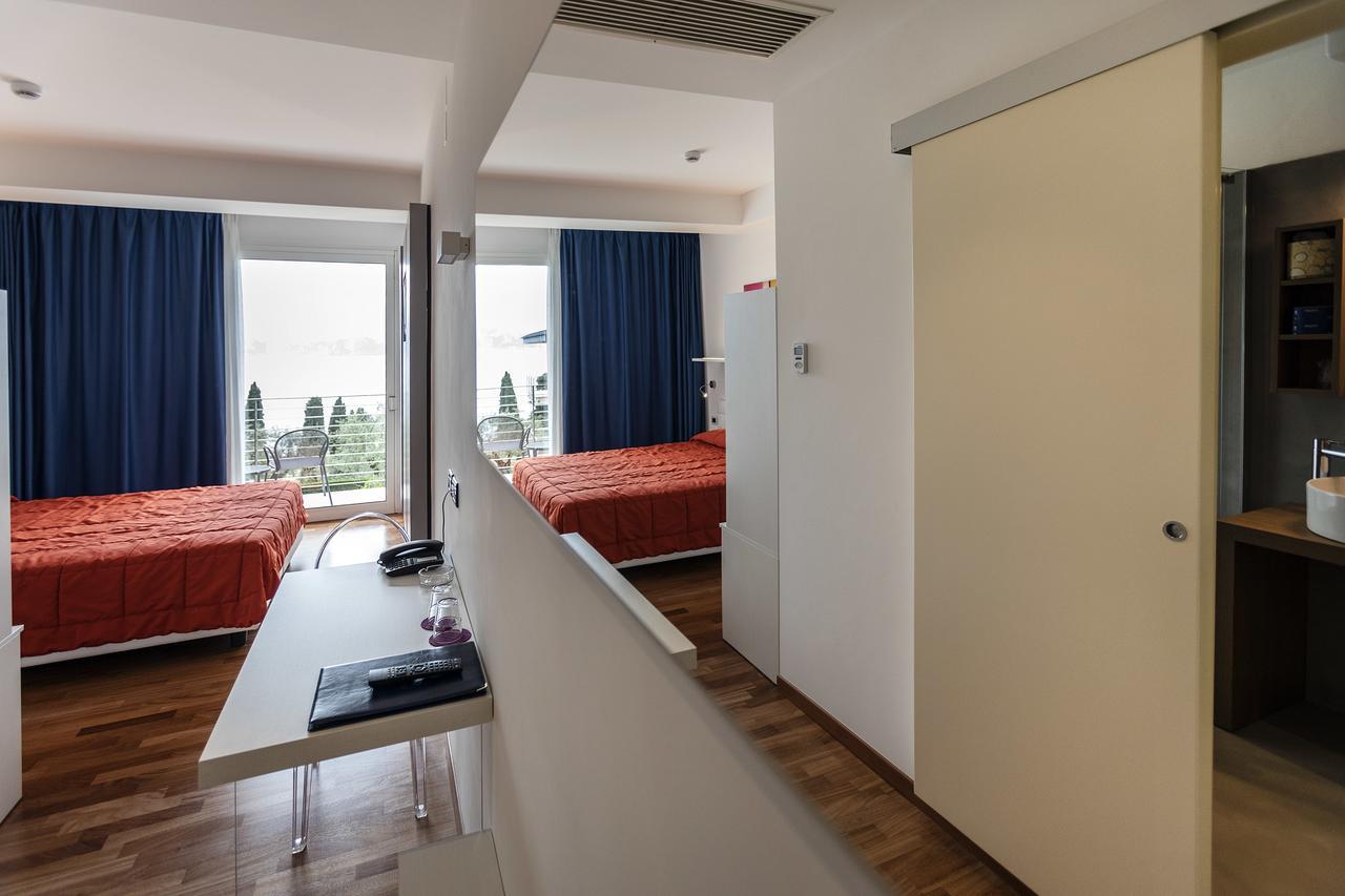Double Room Lake View