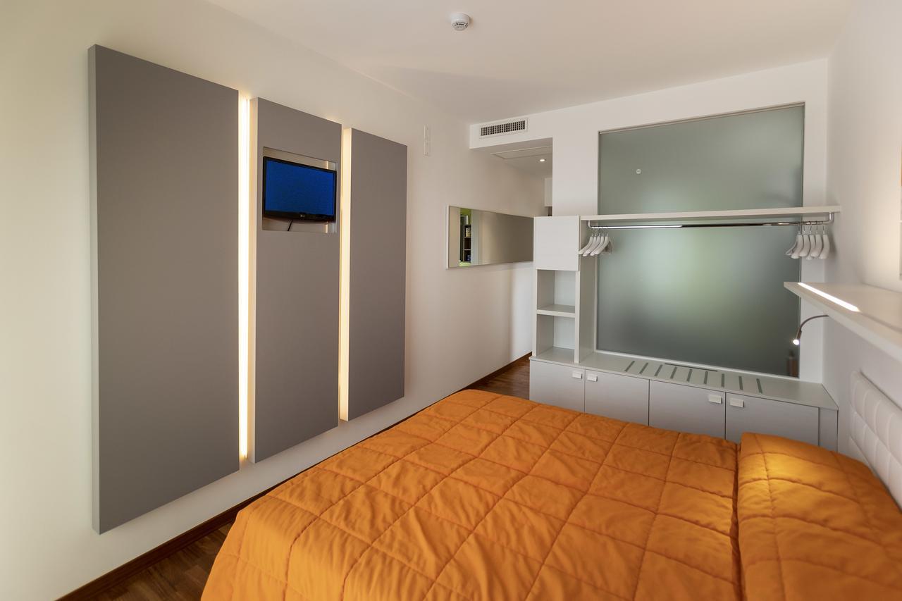 Double Room Lake View