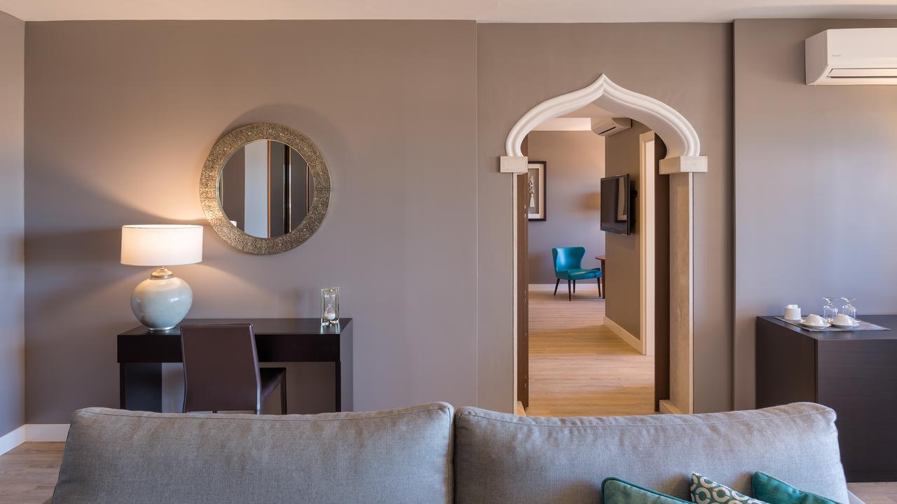 Suite mit seitlichem Meerblick