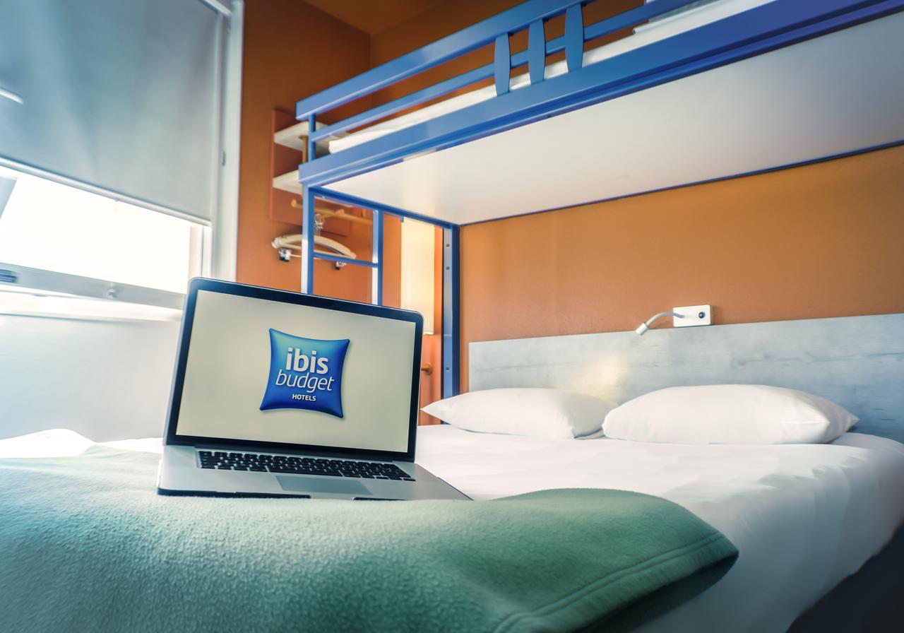 Camera Tripla con 1 Letto Matrimoniale e 1 Letto a Castello
