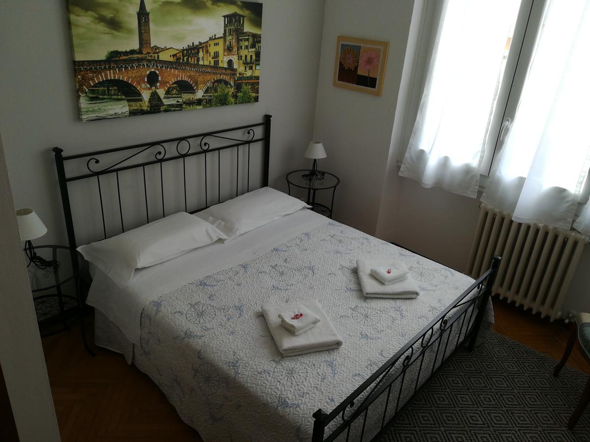 Double Room Private External Bathroom