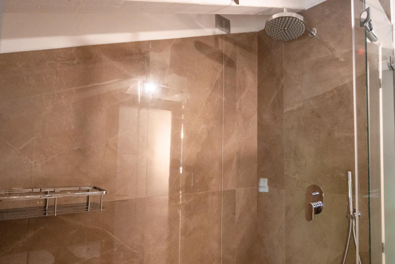 Suite Split Level