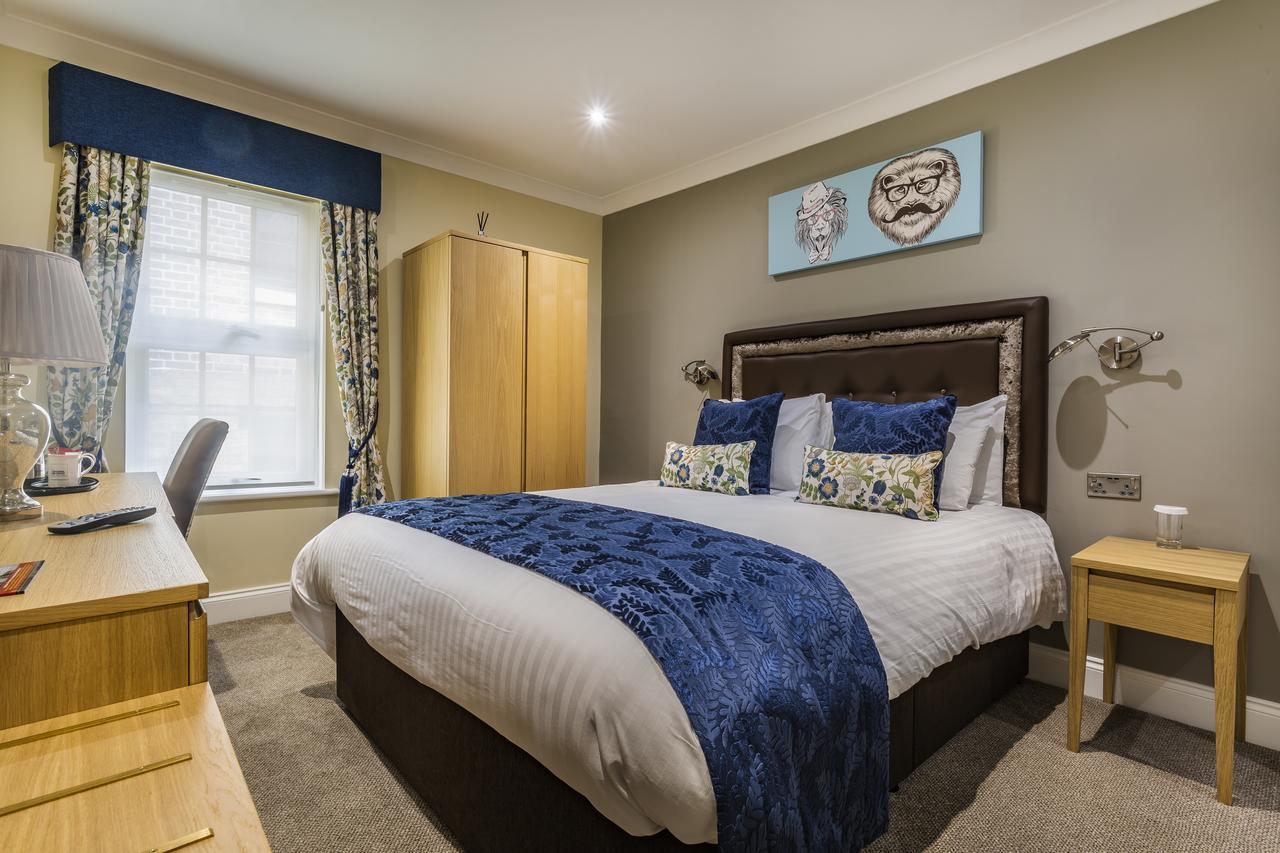Classic Double Room