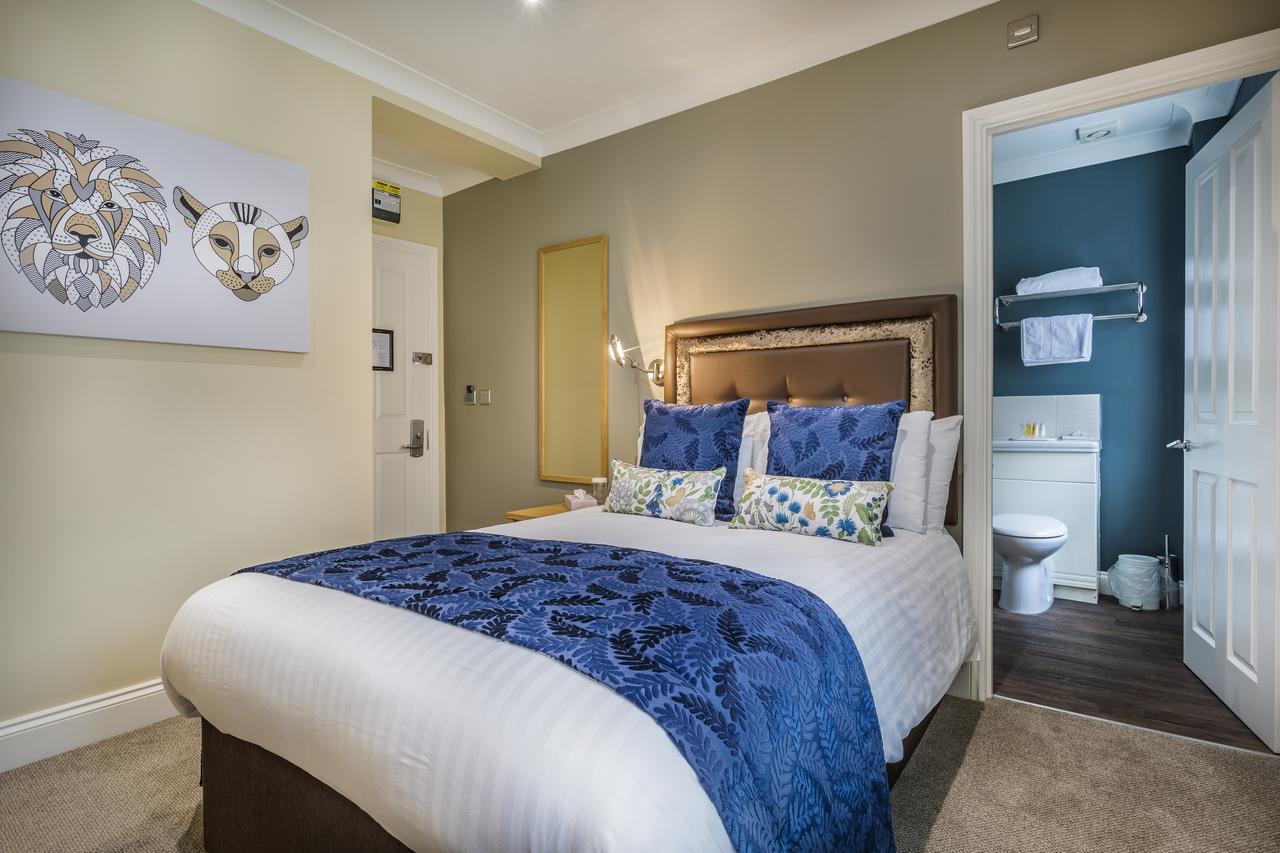 Classic Single Room