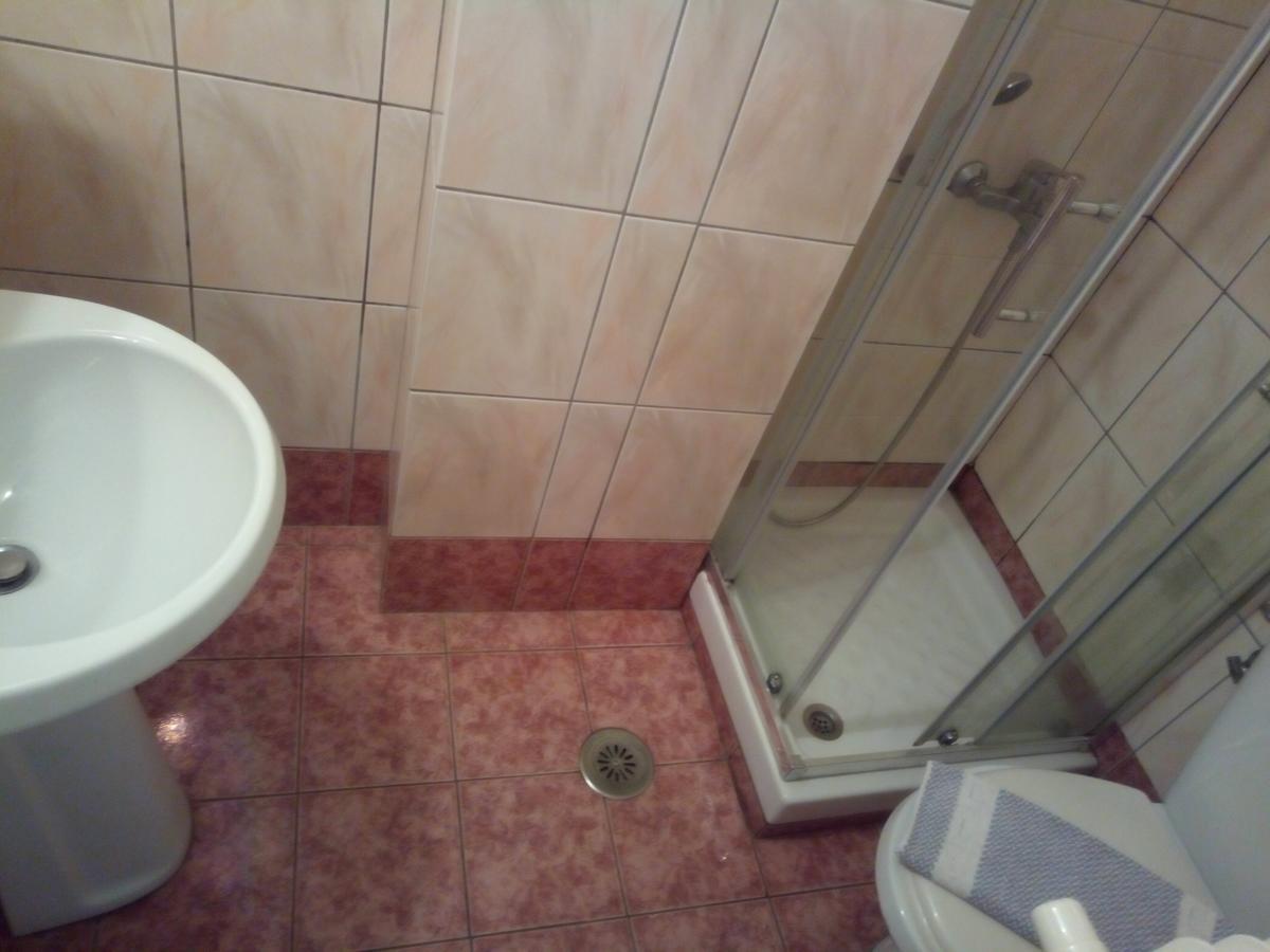 Basic Triple Room