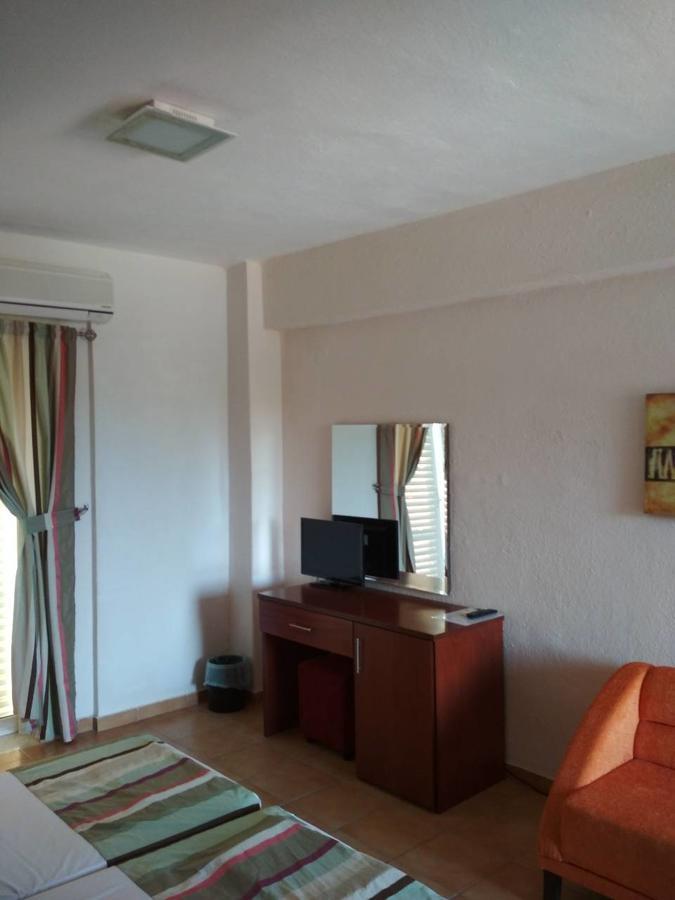 Budget Double Room,665614548:JPEG