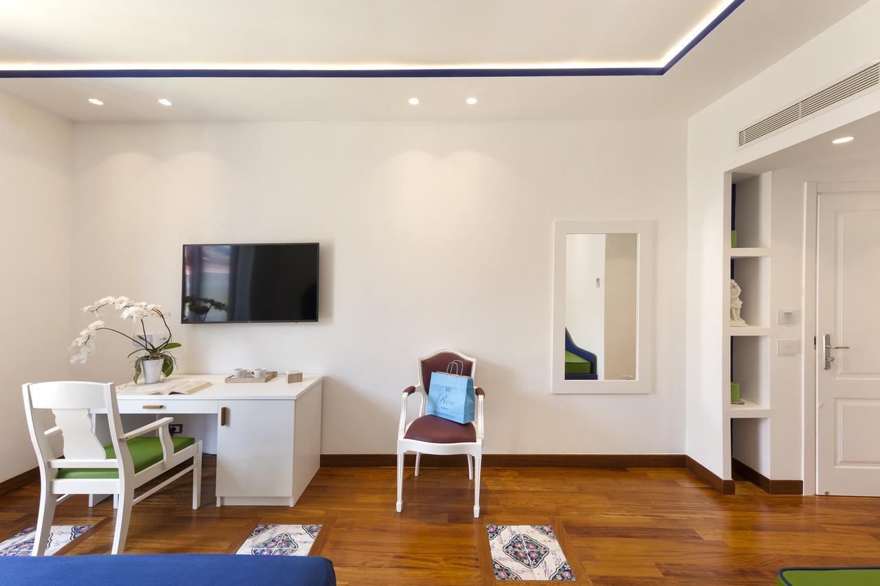 Classic Quadruple Room