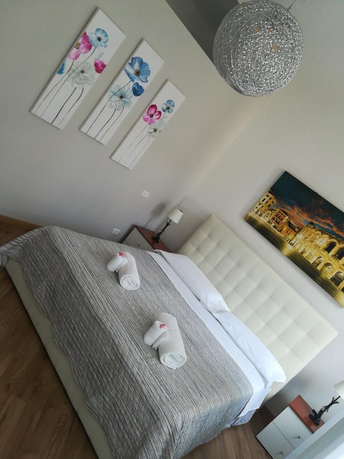 Deluxe Double Room Private Bathroom