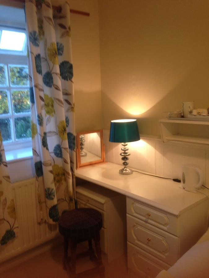 Single Room,666073197:JPEG