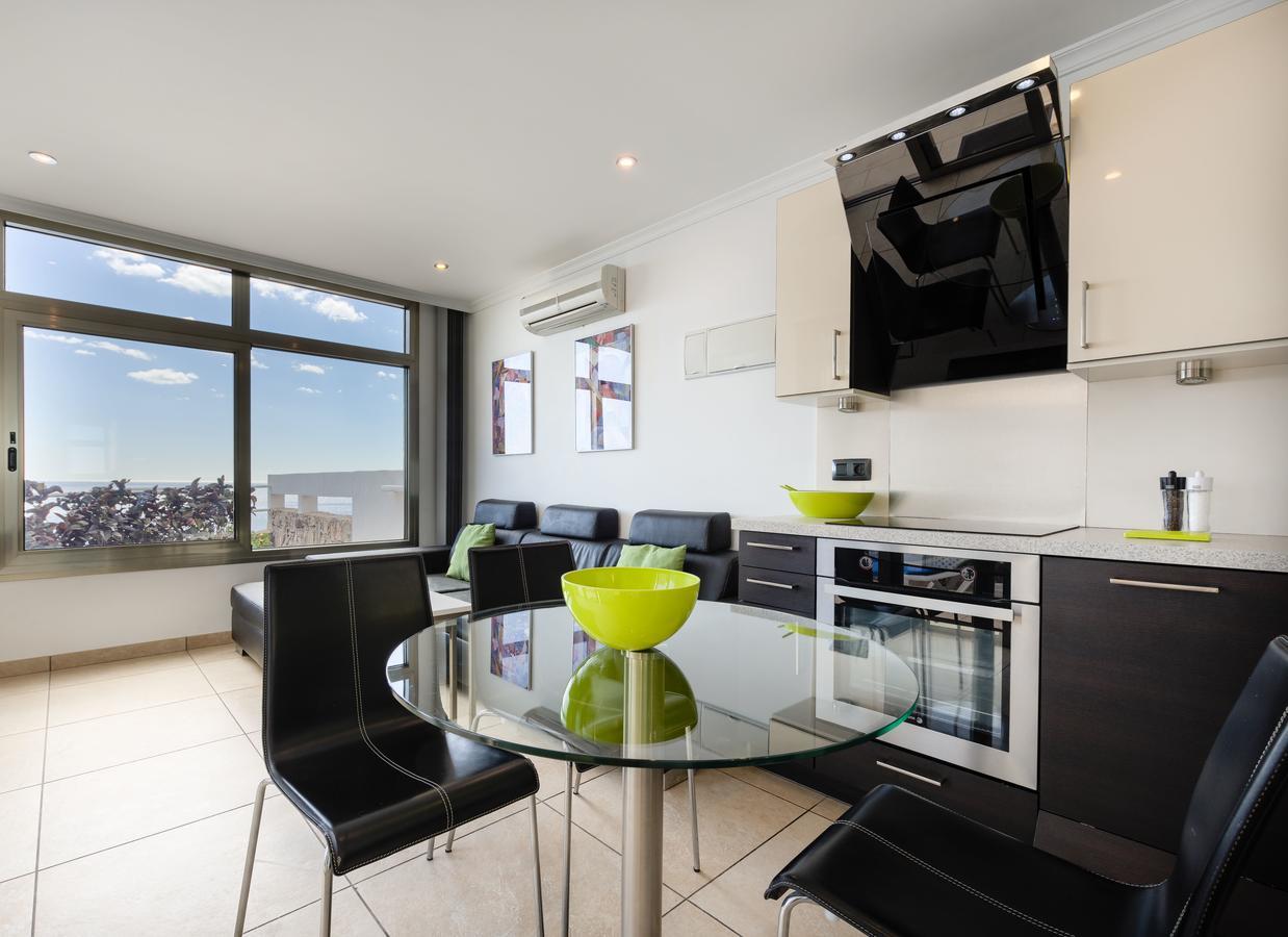 Superior One-Bedroom Apartment Sea View