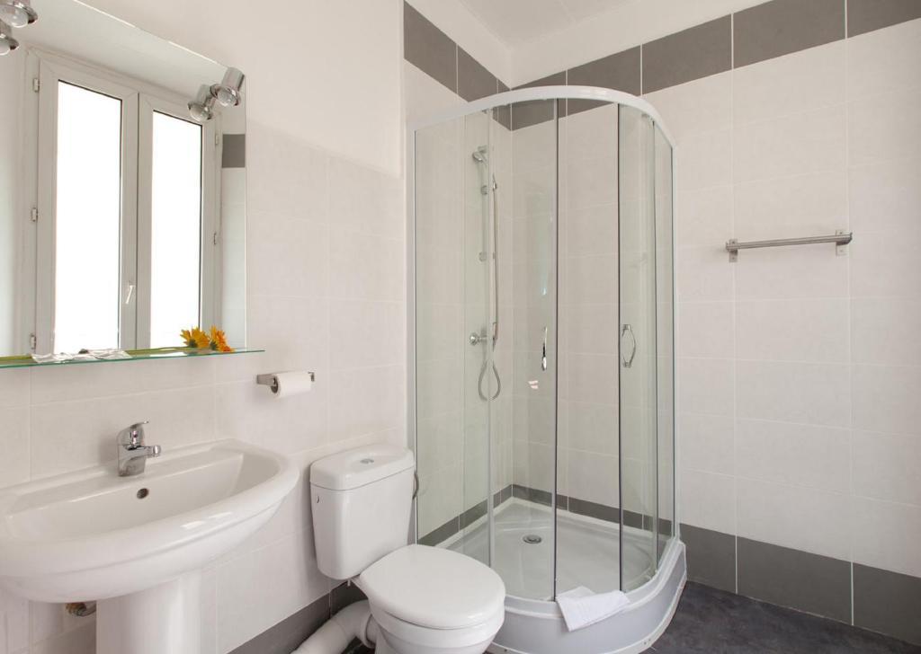 Quarto Duplo Standard Pequeno
