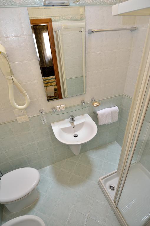 Double Room,174820791:JPEG