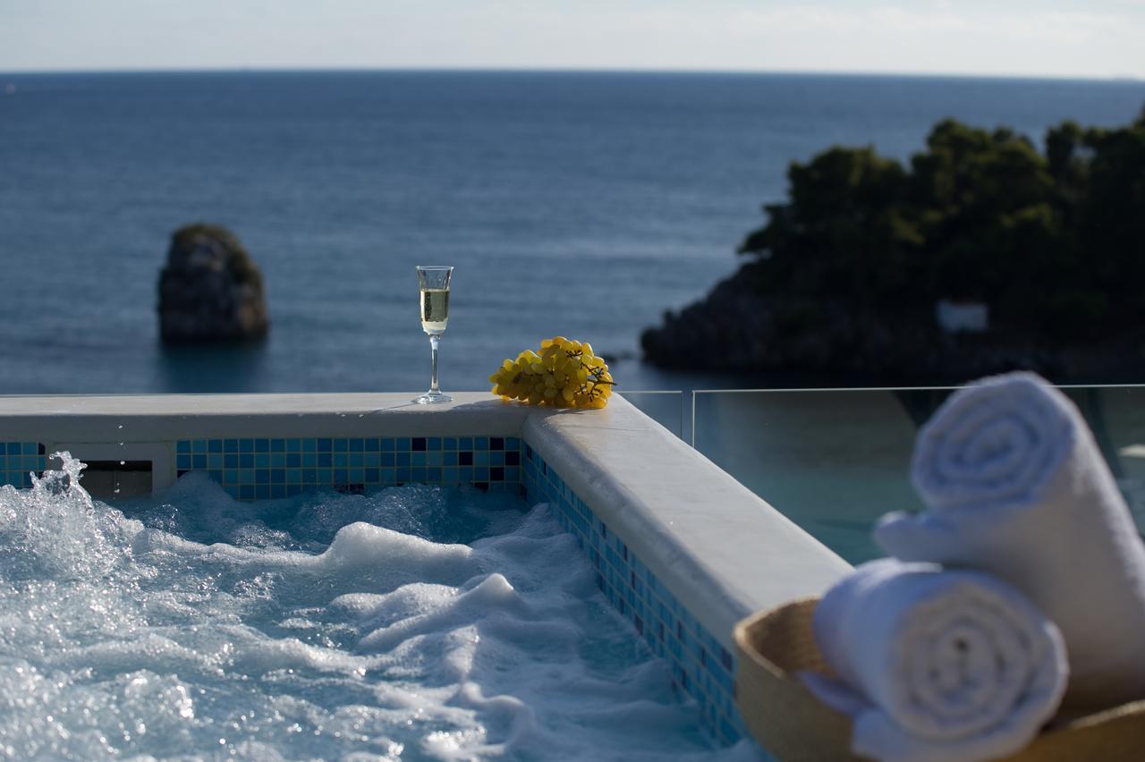 Honeymoon Suite Private Jacuzzi Sea View