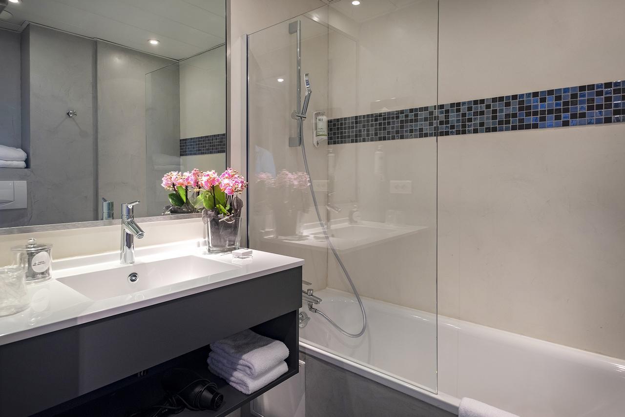 Privilege Tweepersoonskamer met 1 tweepersoonsbed of 2 aparte bedden en balkon
