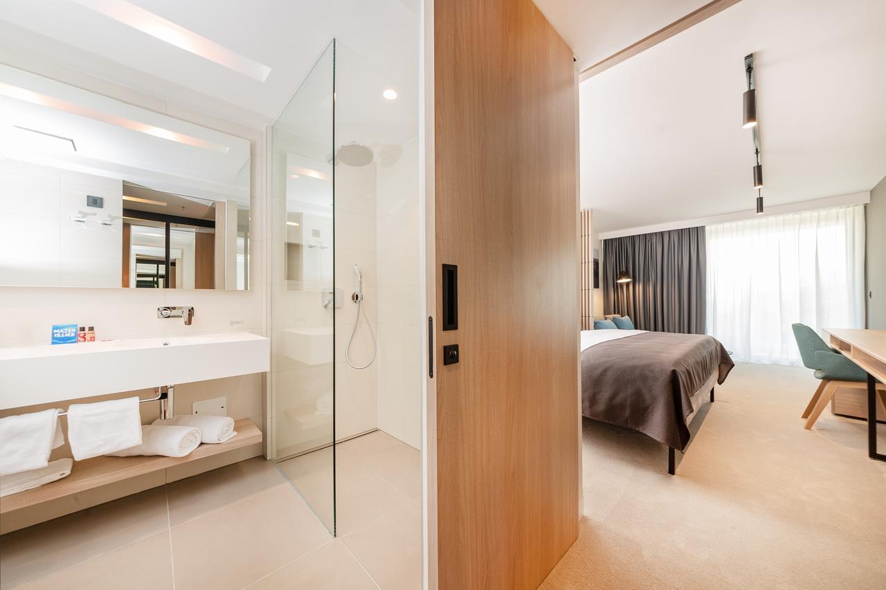Habitación Familiar Clásica con balcón