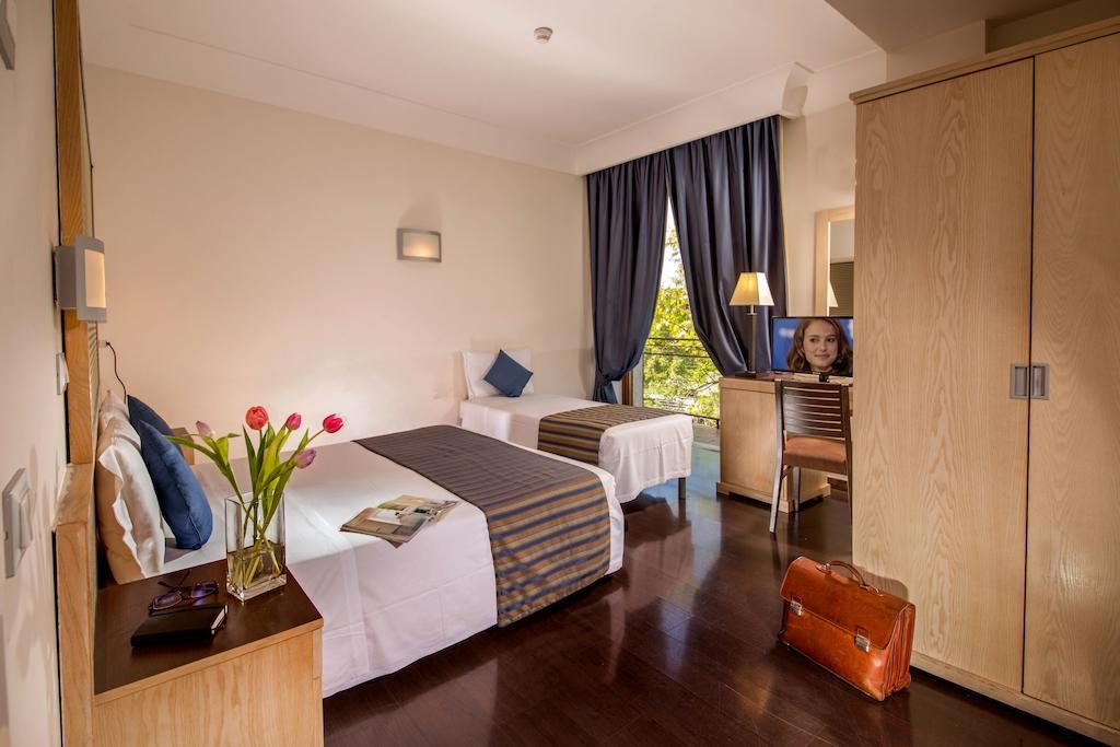 Triple Room Balcony