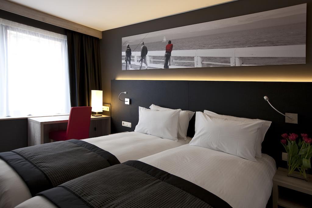 Standard Twin Room,697789242:JPEG