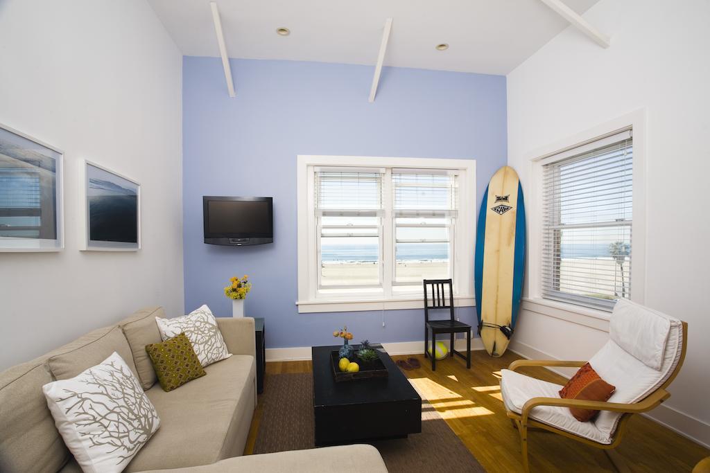 Suite 1 Chambre au Dernier Étage avec 1 Lit Queen-Size et 1 Canapé-Lit - Côté Plage - Vue sur Océan