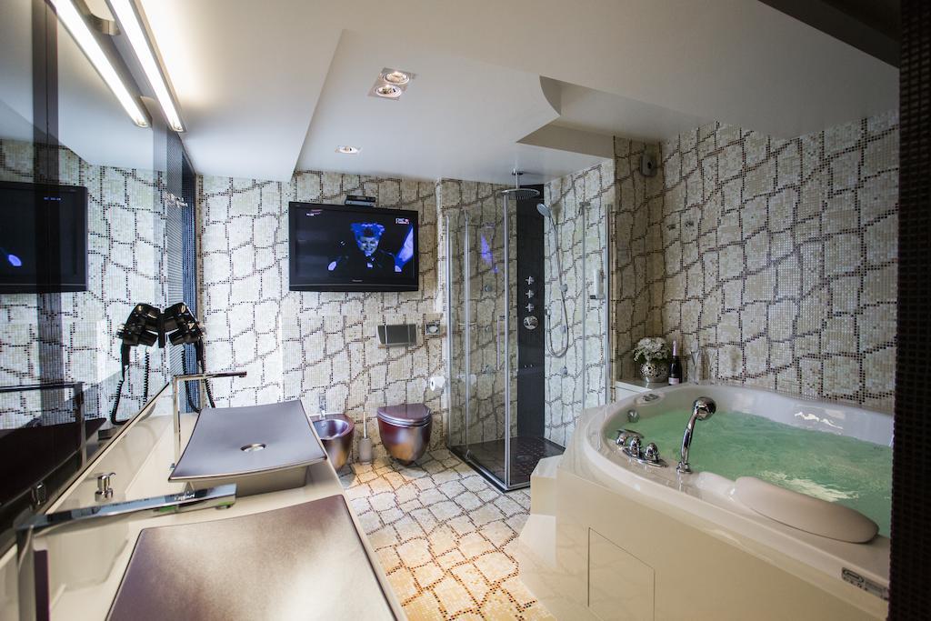 Suíte Deluxe com Vista do Mar, Terraço e Banheira de Hidromassagem