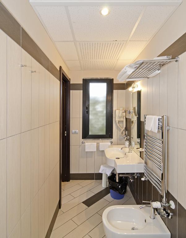 Vierbettzimmer mit 1 Etagenbett und Meerblick