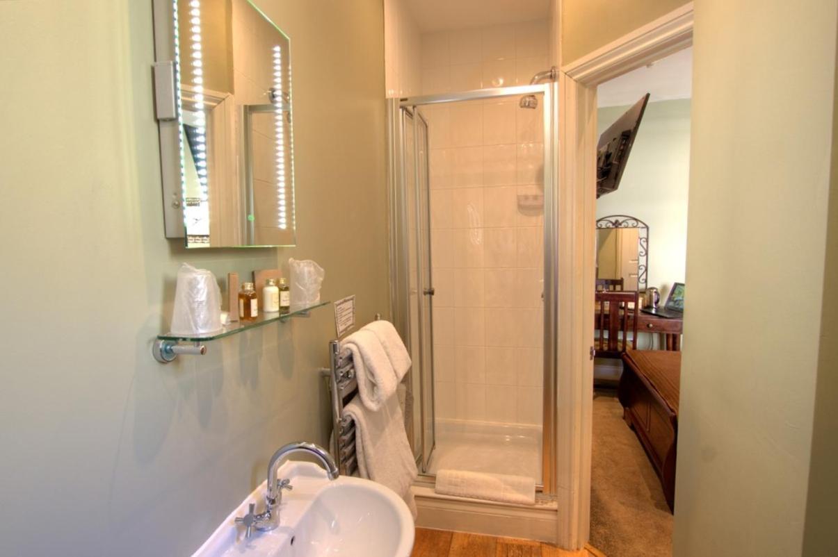 Small Double or Single Room
