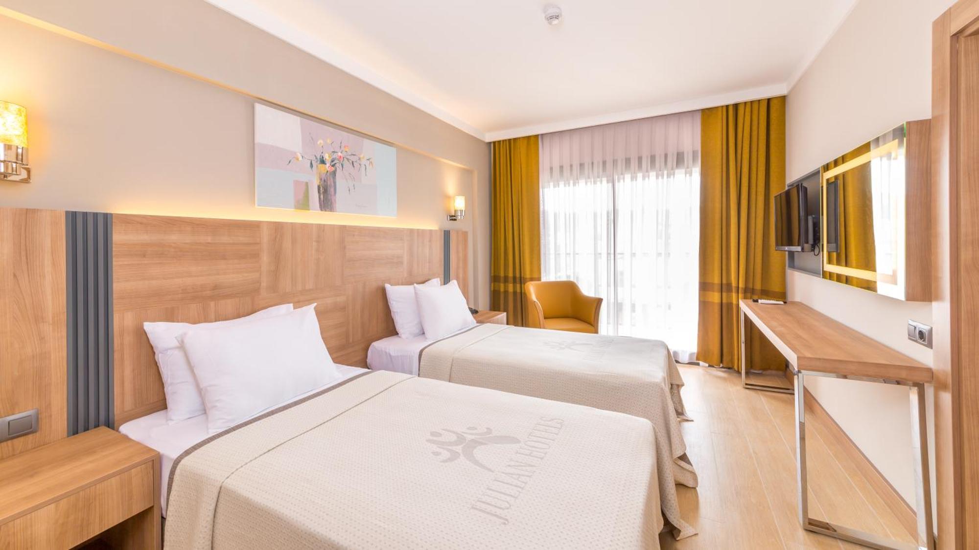 Double Room,1576683008:JPEG
